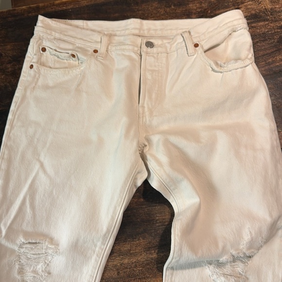 White 501 ct size 29 jeans distressed - Picture 3 of 16